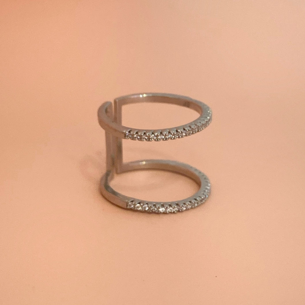 Anillo Plateado Doble Línea Zirc