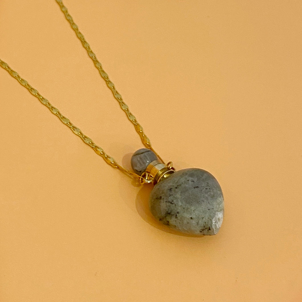 Collar perfumero Ágatha Gris