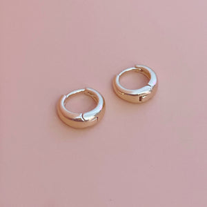 Huggie rose gold lisa ch