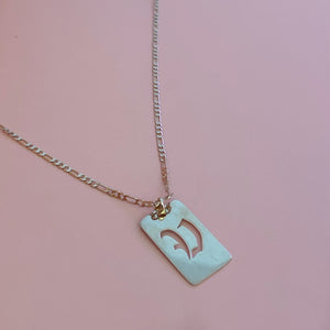 Collar placa gótica inicial
