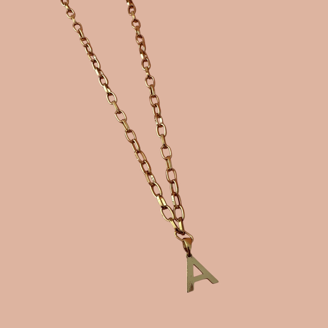 Inicial Colgante Chain