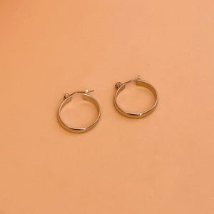 Hoops lisas plateadas