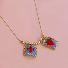 Cargar imagen en el visor de la galería, Collar Doble Escapulario Miyuki
